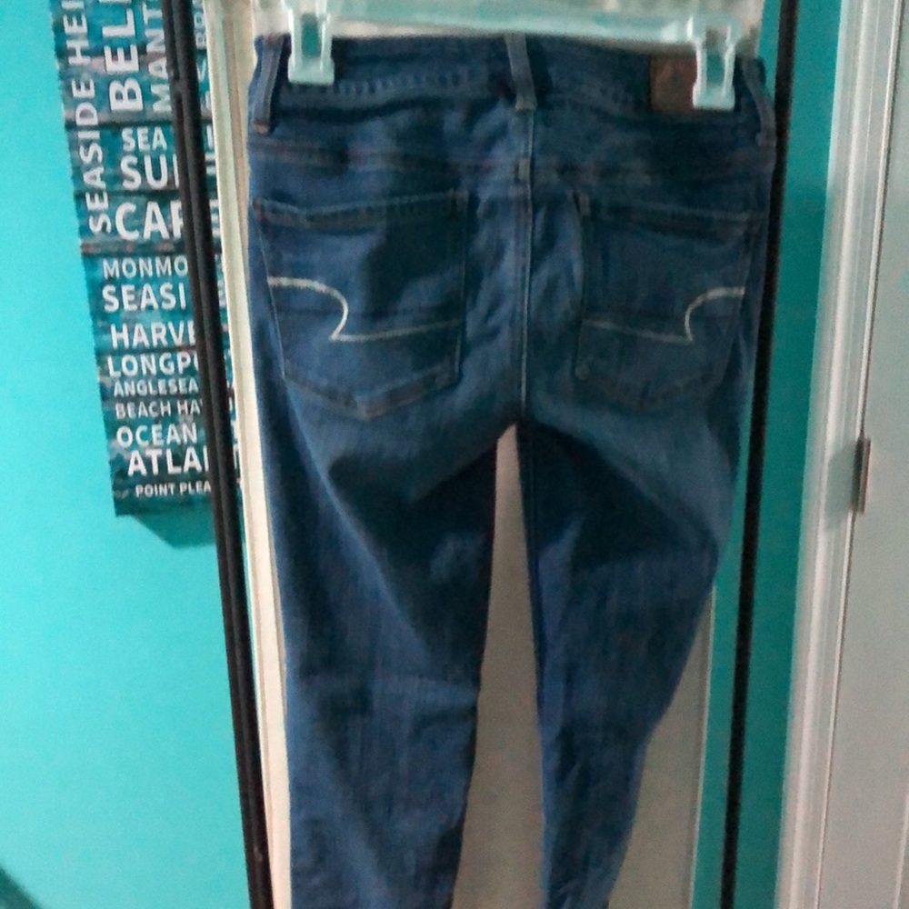 Like new American eagle jeans - Picture 2 of 3